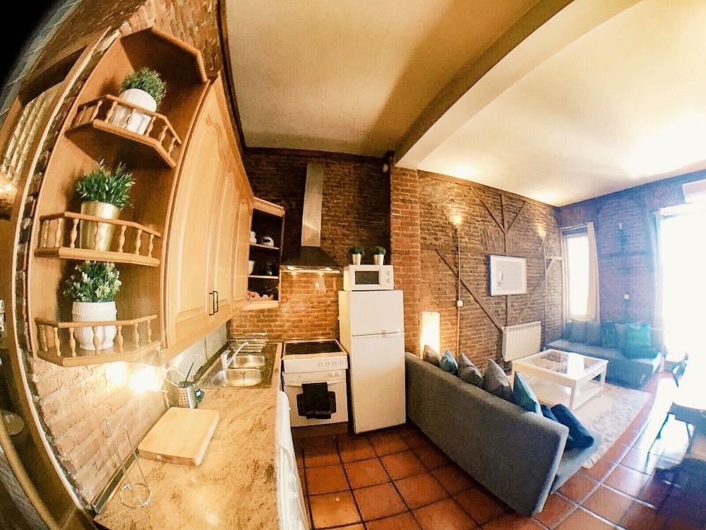 undefined Lollipop Flats Plaza Mayor Suite 8