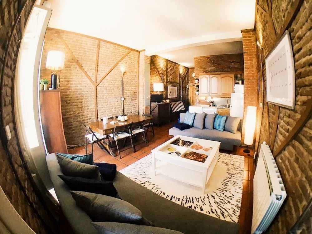 undefined Lollipop Flats Plaza Mayor Suite 9