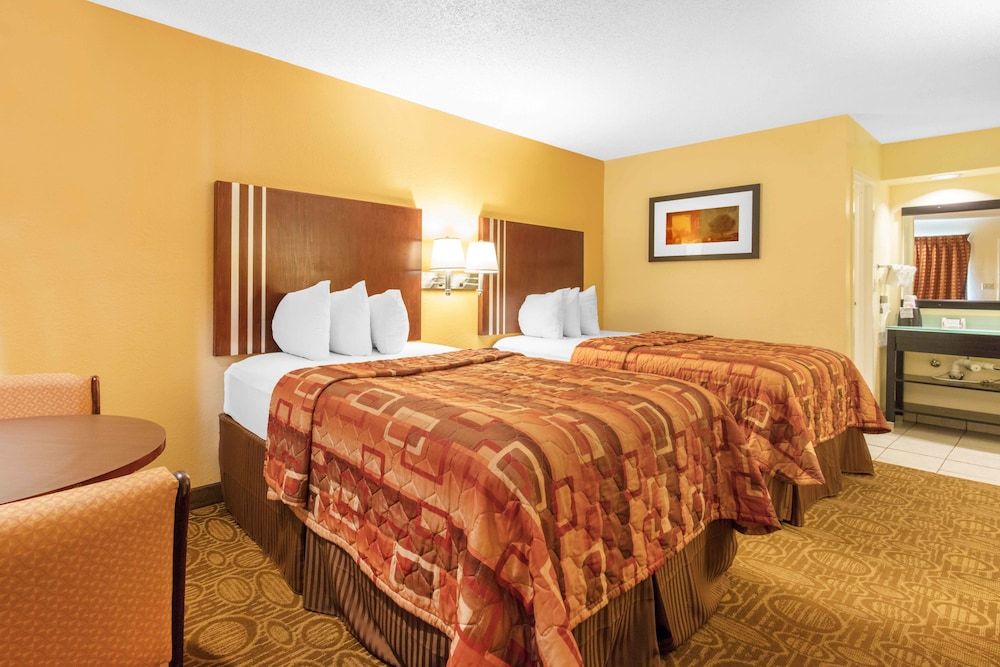 Standard Room, 2 Double Beds, Non Smoking