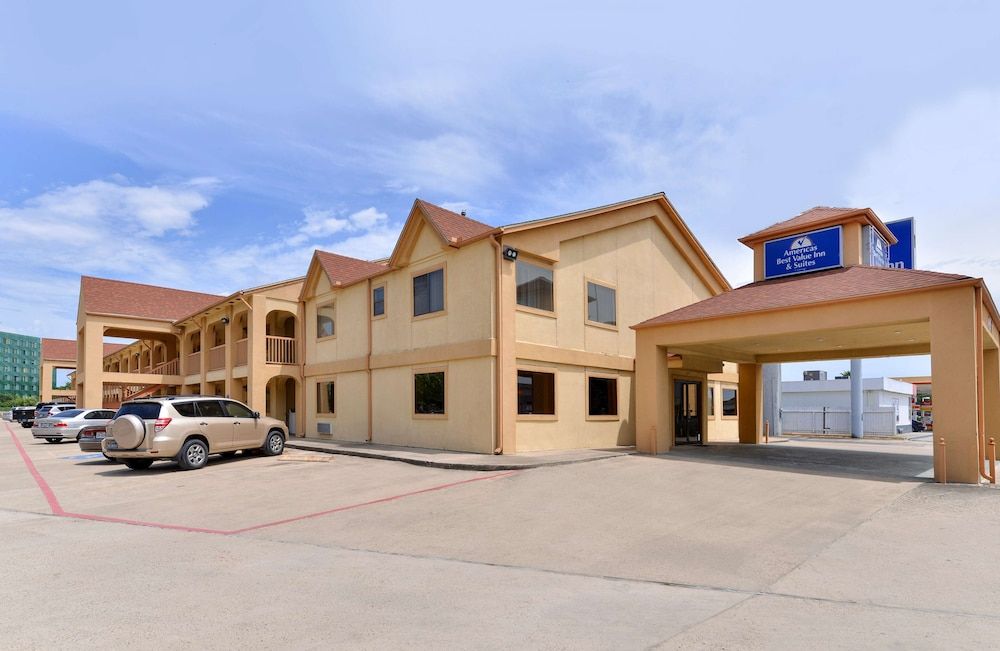 undefined Americas Best Value Inn & Suites Houston Brookhollow NW 3