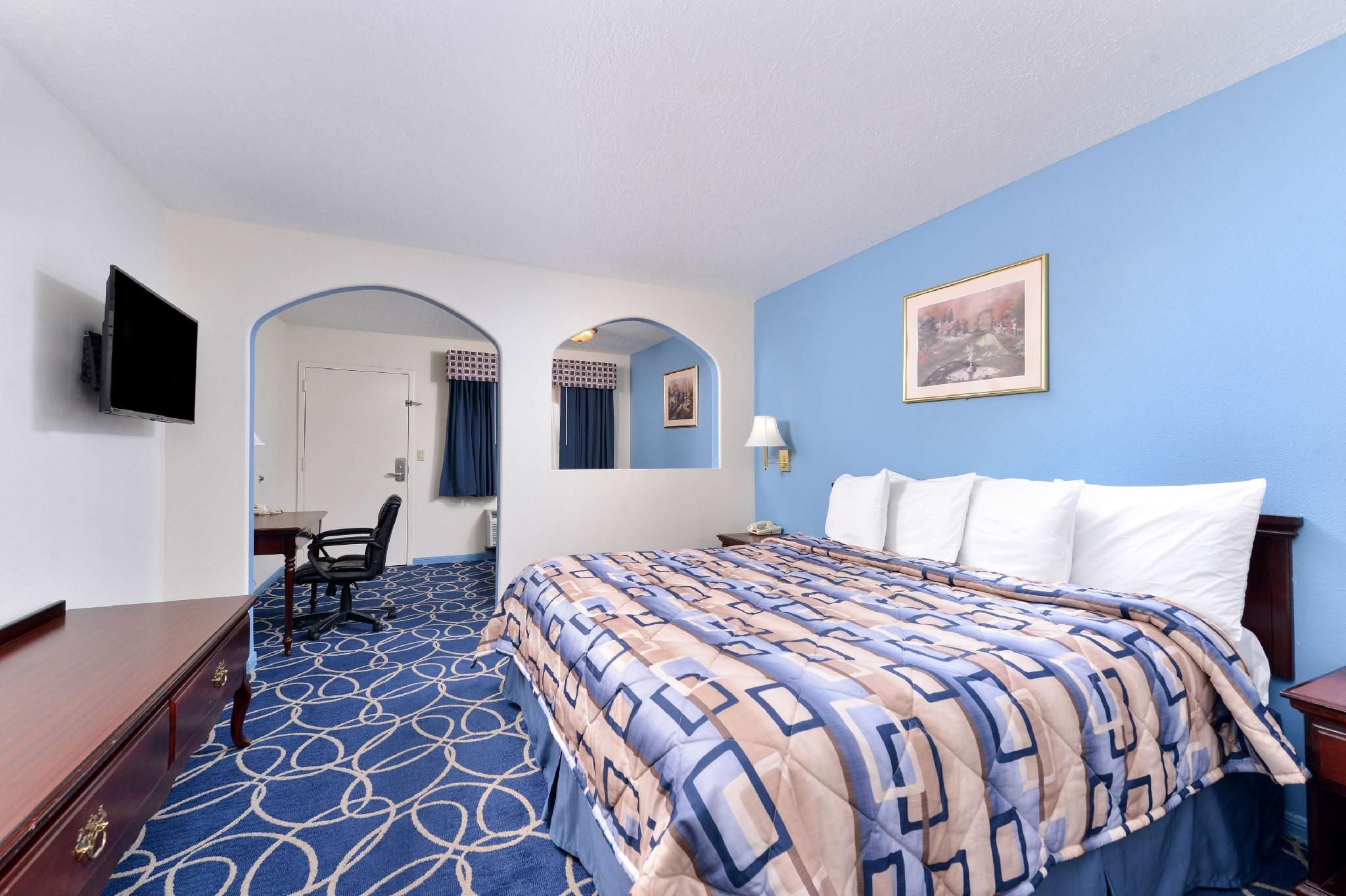 undefined Americas Best Value Inn & Suites Houston Brookhollow NW 5