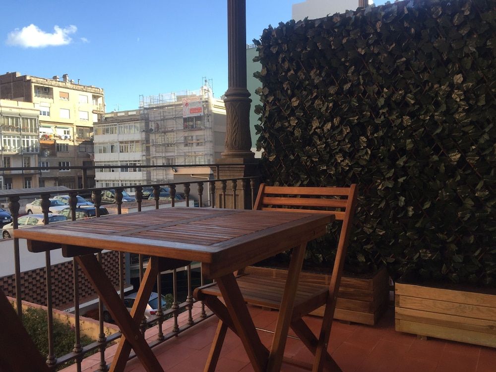 Hostalin Barcelona Pg de Gràcia Double Room, Balcony, City View 6