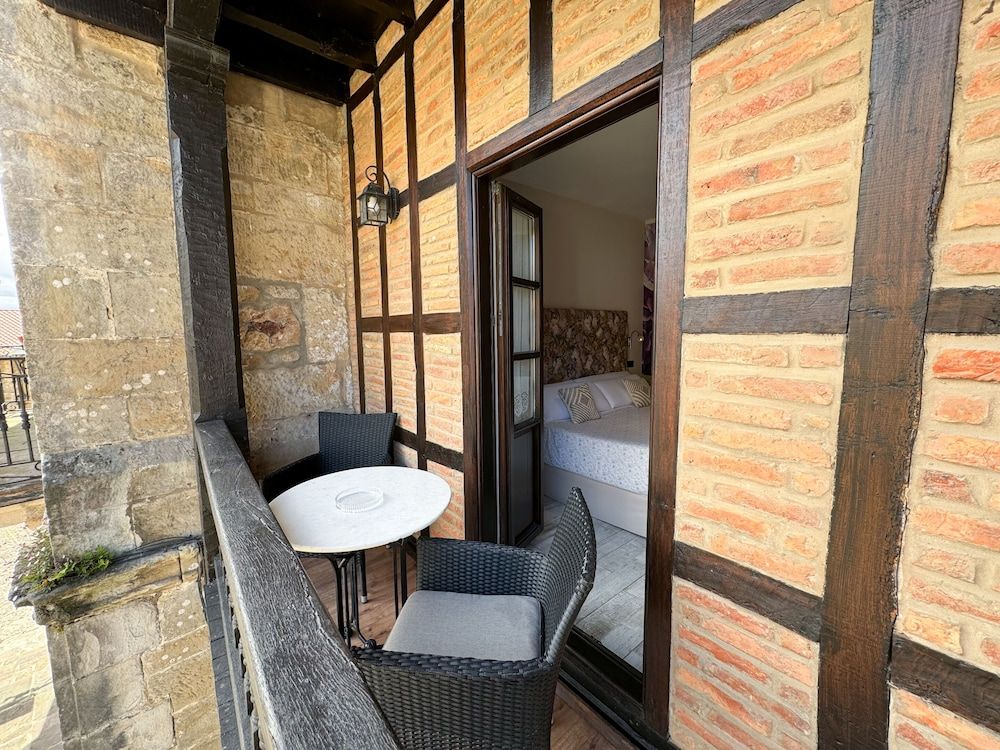 Akla Hotel Suites Santillana Premium Suite, Hot Tub (Terraza) 4