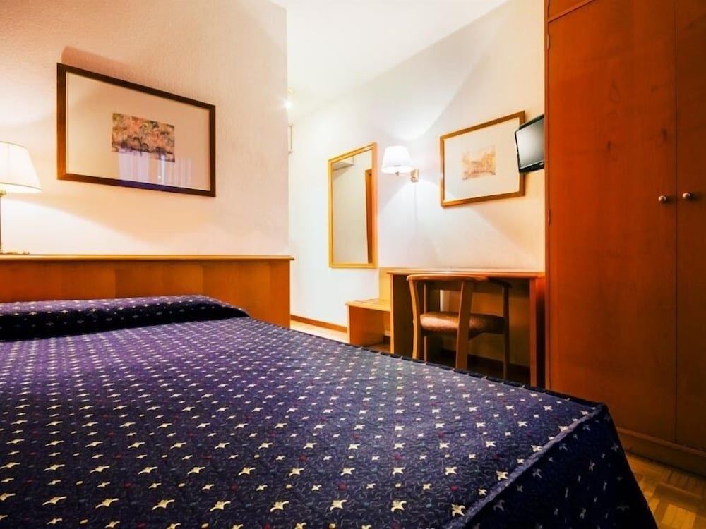 Comfort Single Room