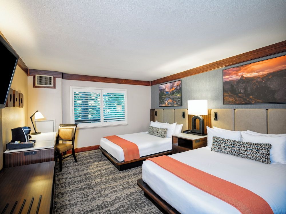 Deluxe Room, 2 Queen Beds