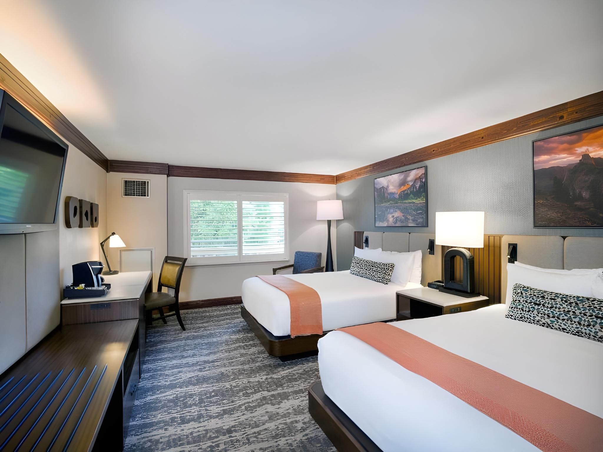 Deluxe Queen Room with Two Queen Beds
