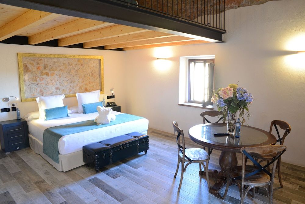 Suite, 1 King Bed