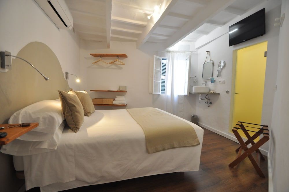 Port Antic Ciutadella  by My Rooms Hotels Economy Double Room 5