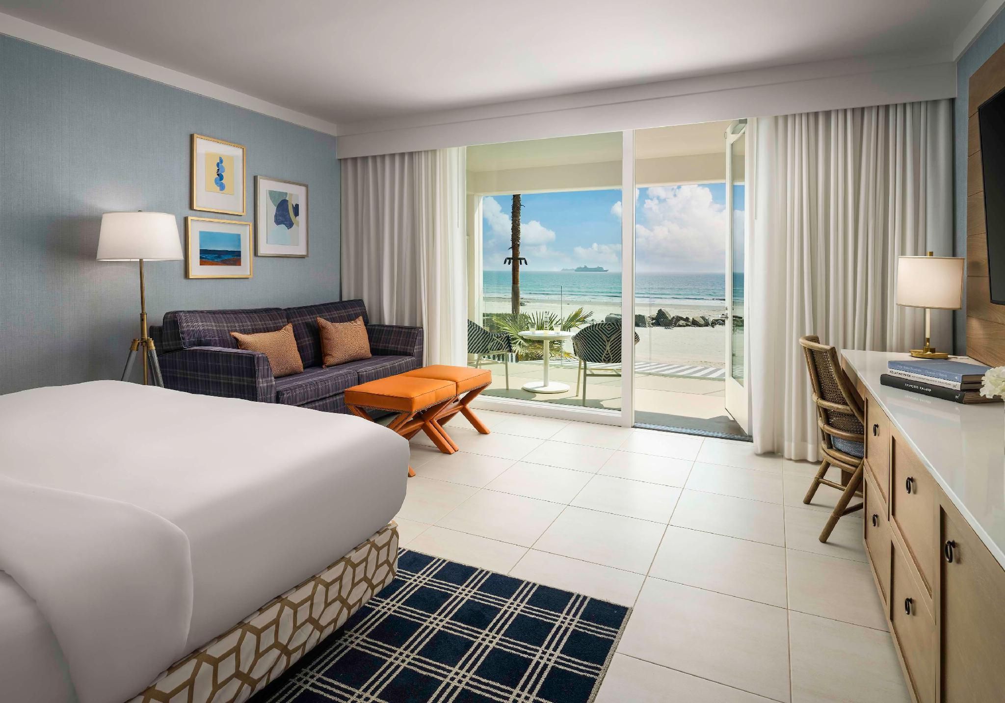 Cabana Oceanfront - 1 King