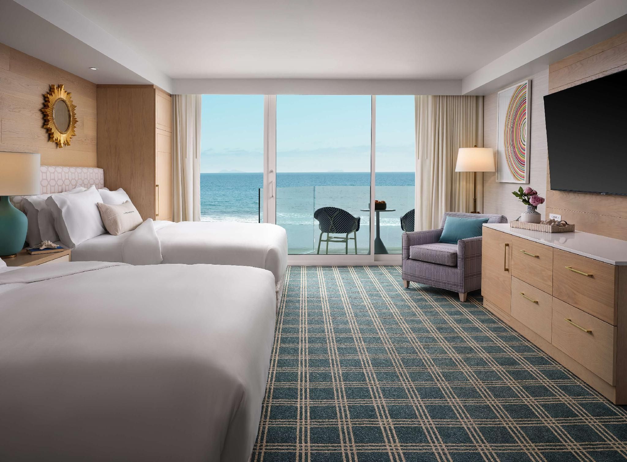 The Views Oceanfront - 2 Queens