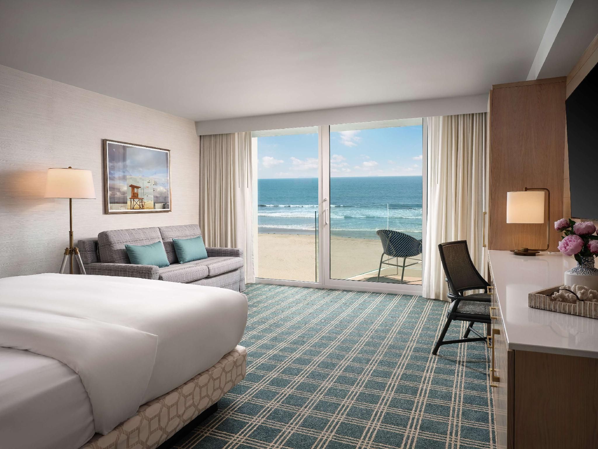The Views Oceanfrnt 1 King Mobility Acces Tub