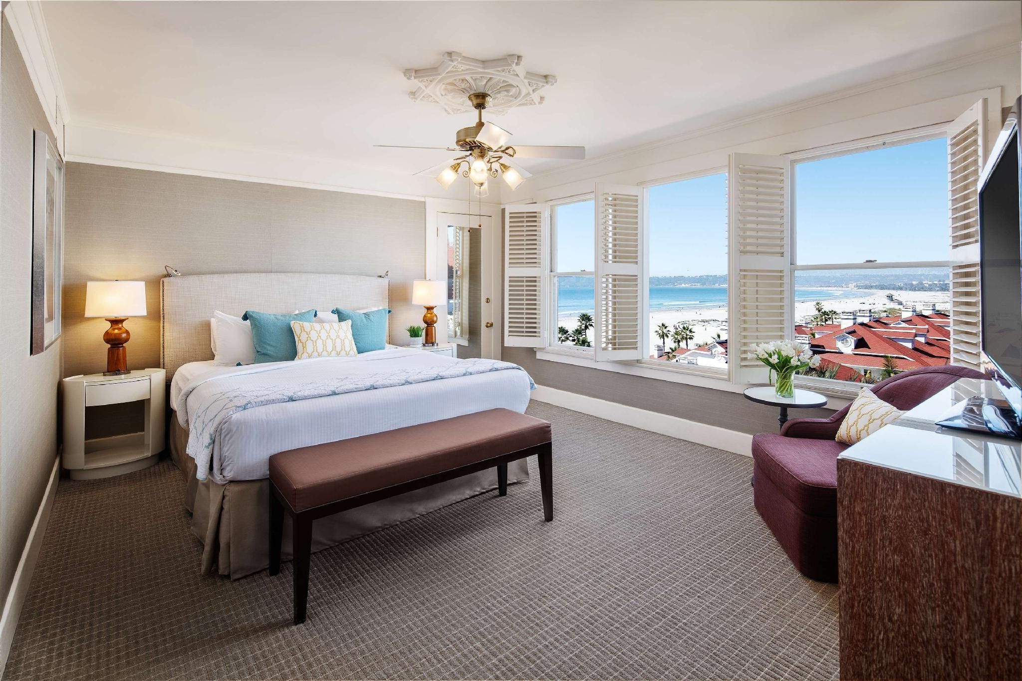 VICTORIAN OCEANVIEW - 1 KING