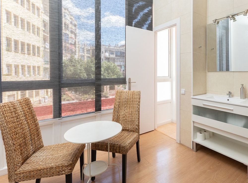 CasaNova Guest House Triple Room, Ensuite 6