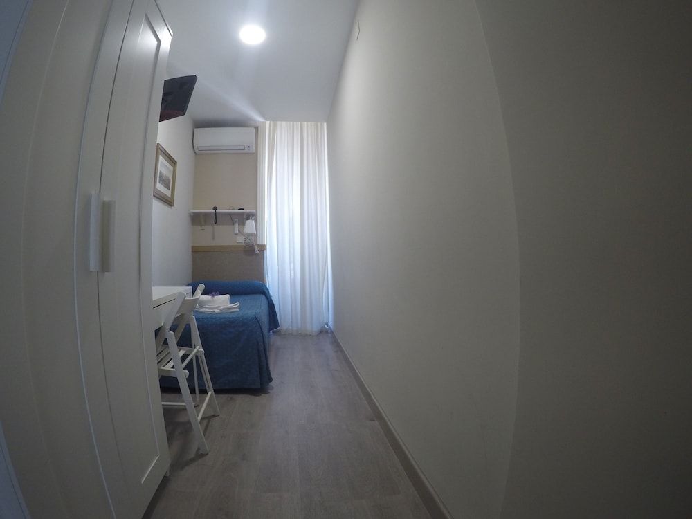 undefined Hostal El Pilar