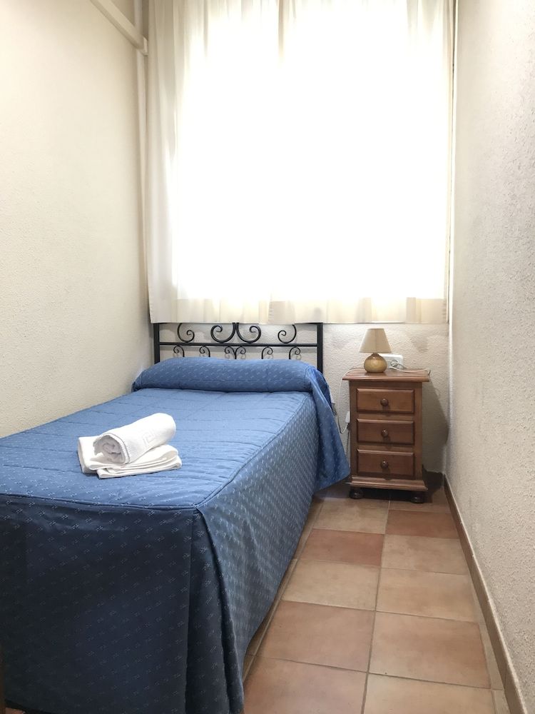 undefined Hostal El Pilar 9