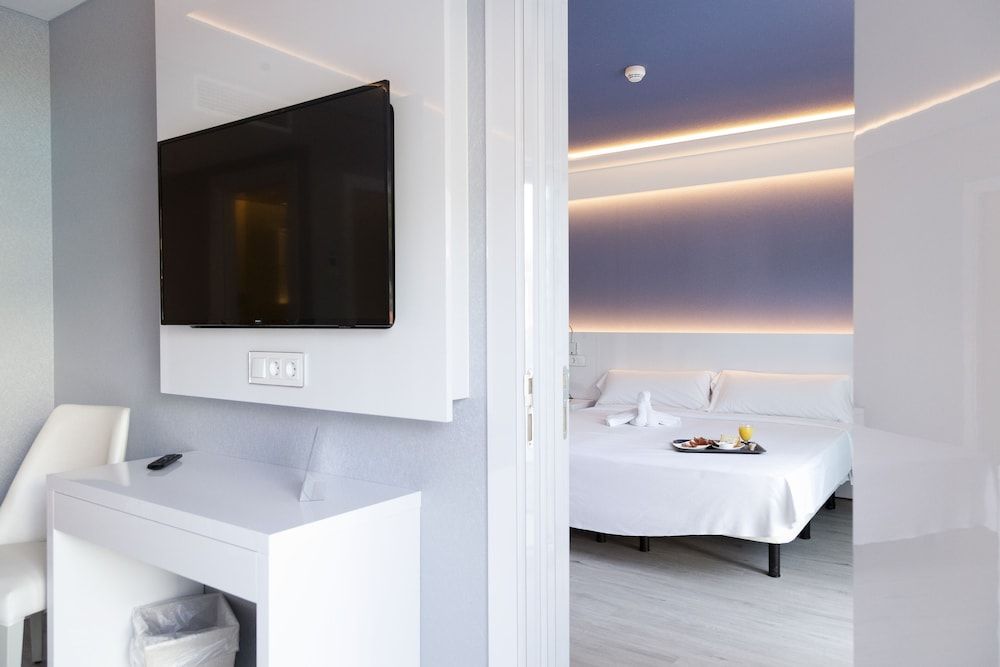 Masd Mediterráneo Hotel & Apartamentos Premier Quadruple Room (Premier Line) 4