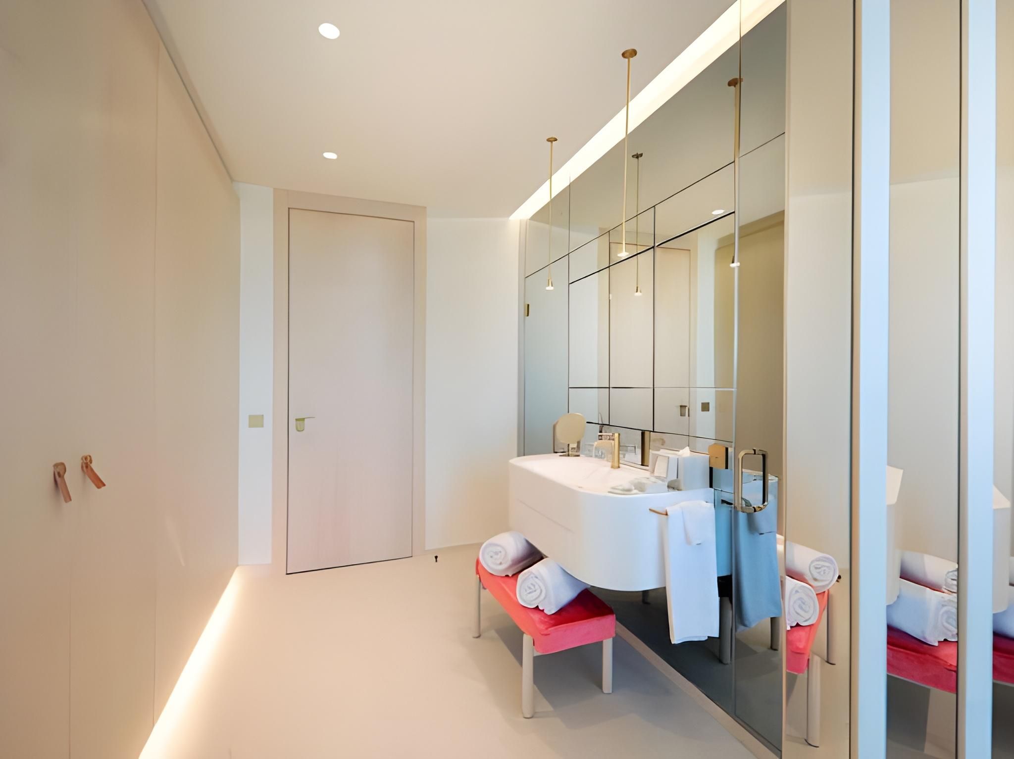 undefined Bless Hotel Barcelona 9