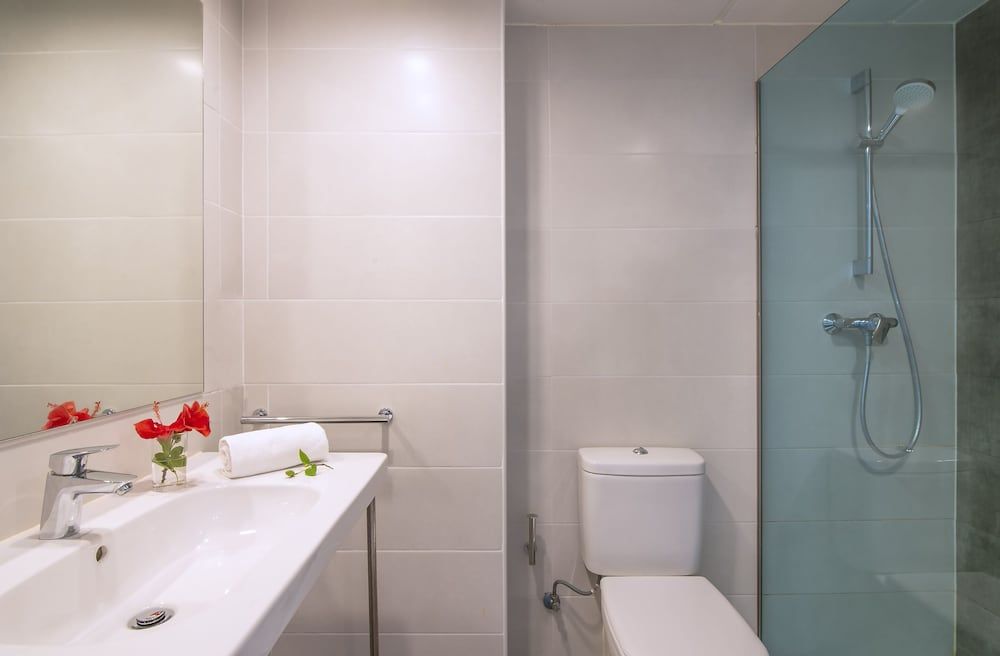 Hotel Roquetas El Palmeral by Pierre & Vacances Triple Room 7