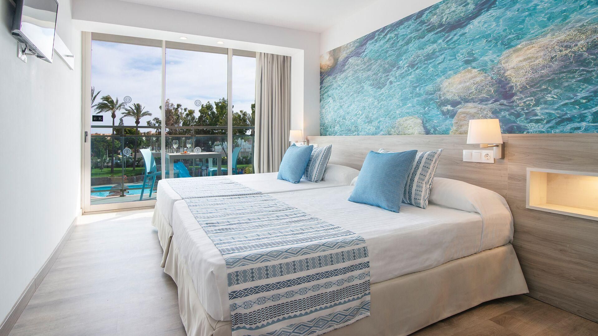 Hotel Roquetas El Palmeral by Pierre & Vacances Triple Room 4