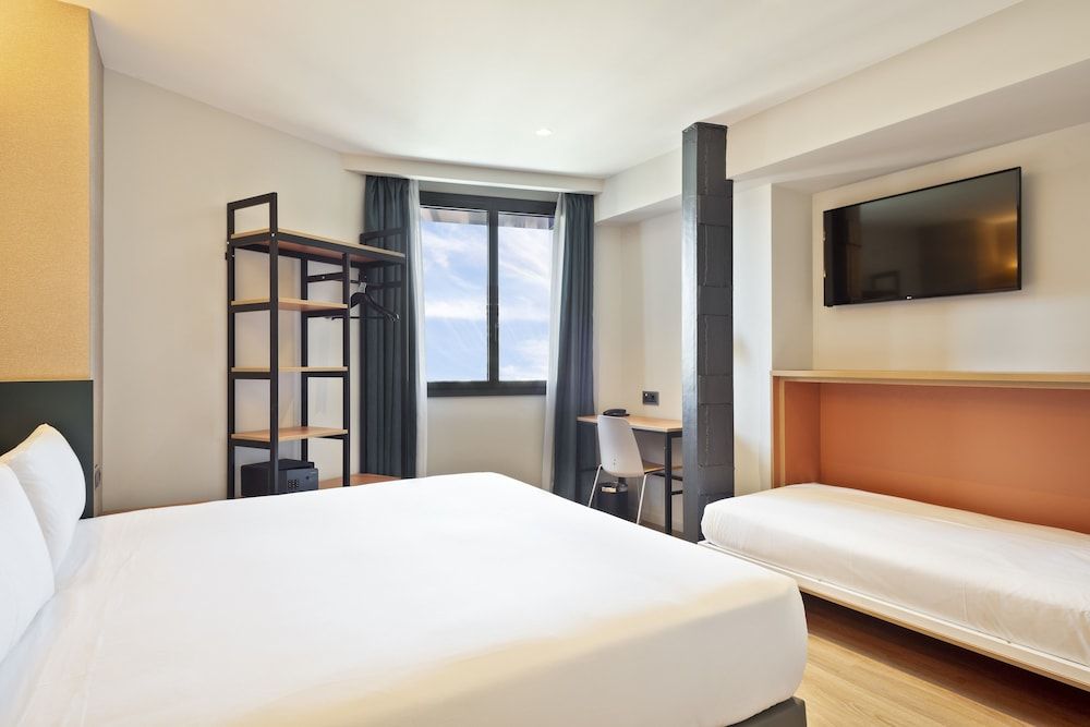 undefined Hotel Brick 2