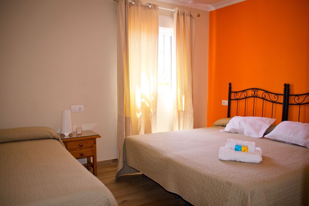 undefined Hostal La Muralla