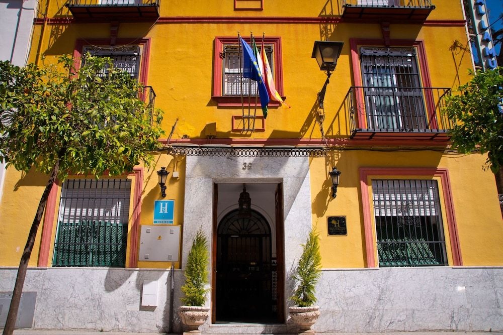 undefined Hostal La Muralla 5