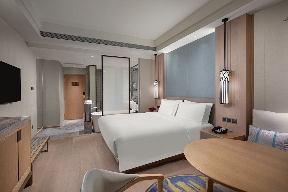 Premium Room, 1 King Bed