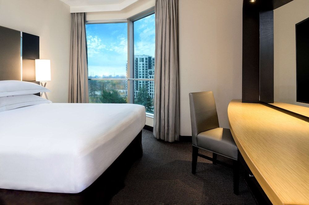 undefined Hilton Toronto/Markham Suites Conference Centre & Spa 2