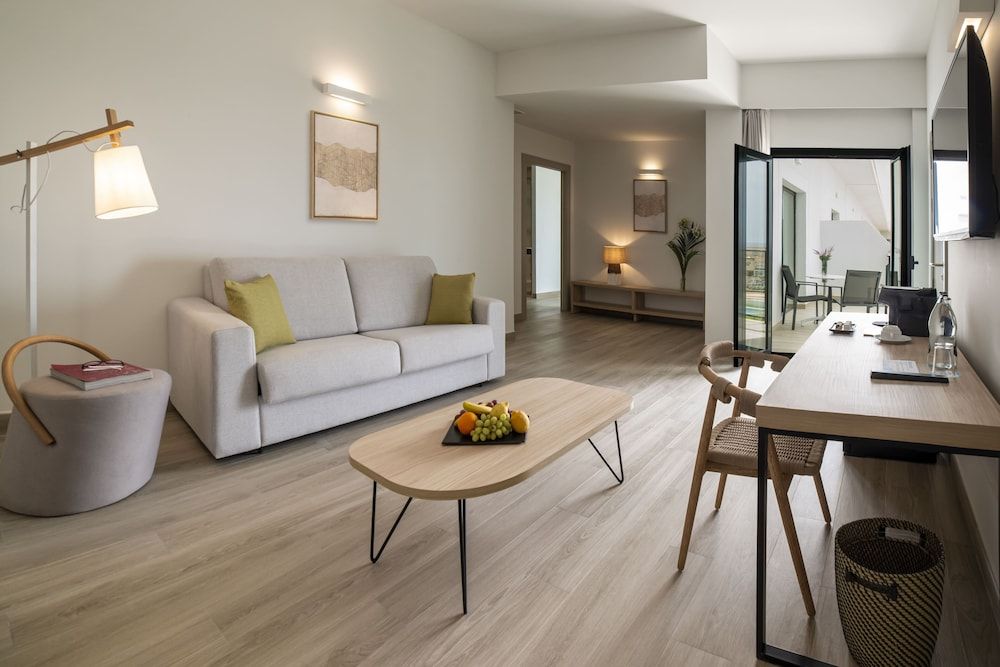 Cabogata Beach Hotel Terrace Suite (2+2) 3