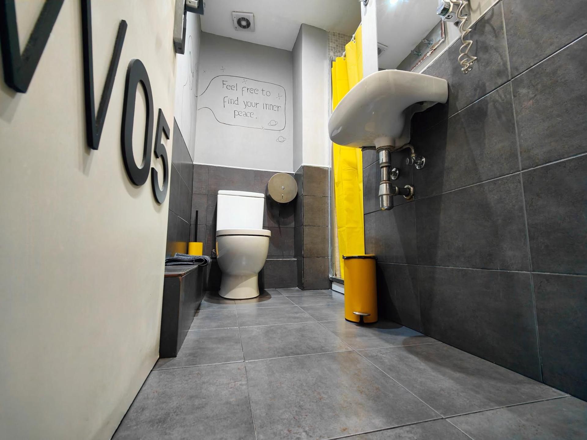 undefined Free Hostels Barcelona 6