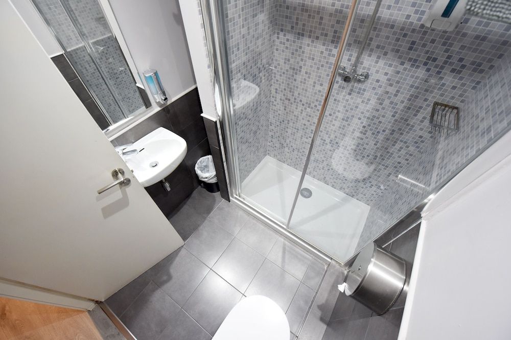 undefined Free Hostels Barcelona 9