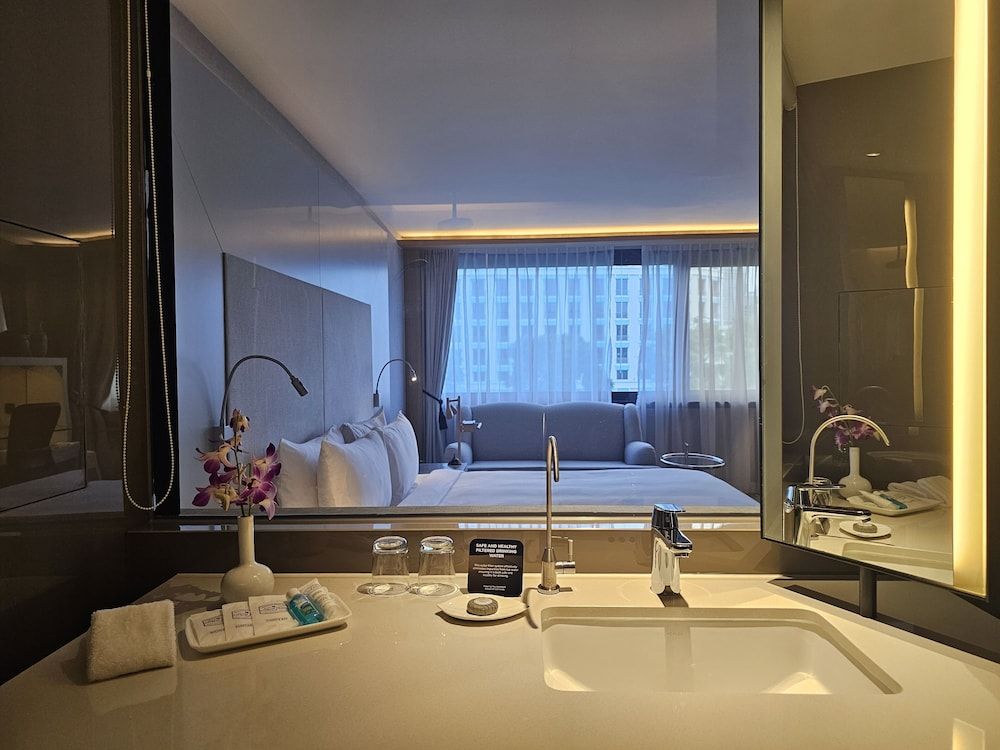 Concorde Hotel Singapore Premier Room (Club) 6