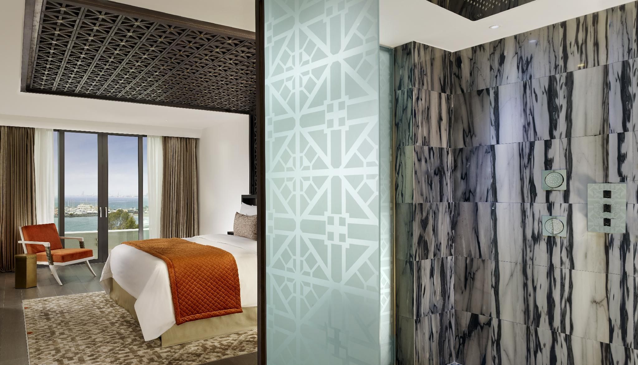 The Signature Suite, 1 Bedroom Suite, 1 King, Sea view, Top floor, Balcony