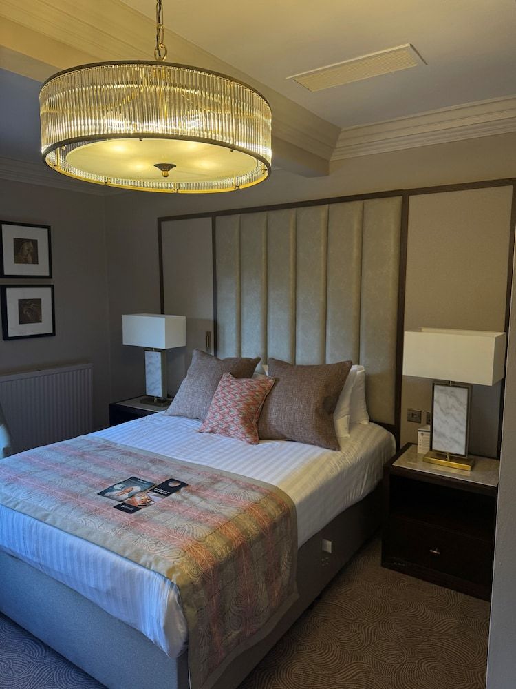 Macdonald Berystede Hotel Deluxe Room, 1 Double Bed (Super Deluxe Double)