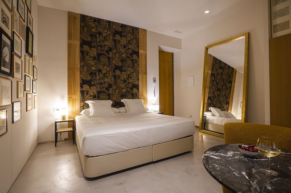 undefined Margot House 5