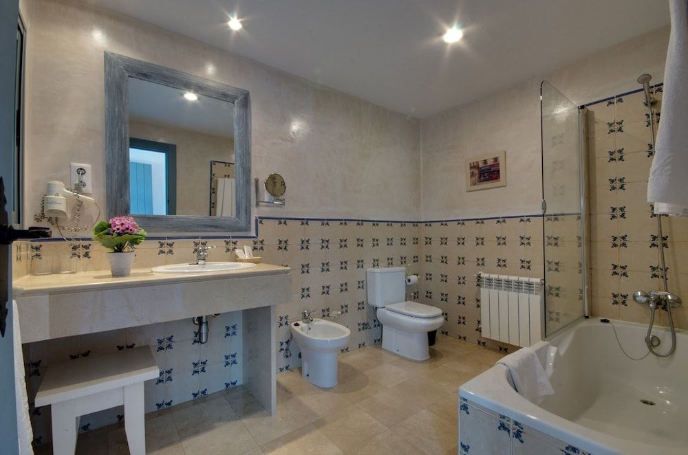 Meson de Sancho Superior Room, Terrace 5