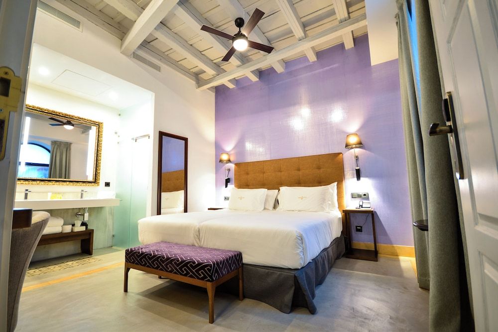 undefined Legado Alcázar Hotel 4