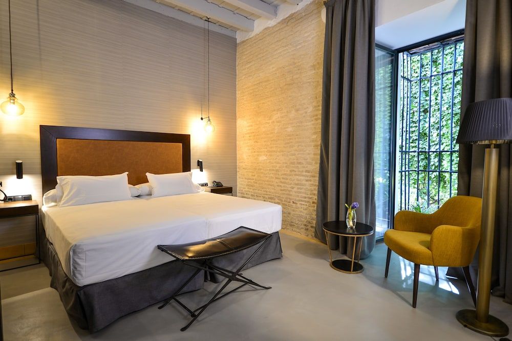 undefined Legado Alcázar Hotel 3