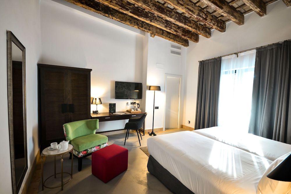 Legado Alcázar Hotel Superior Double Room 7