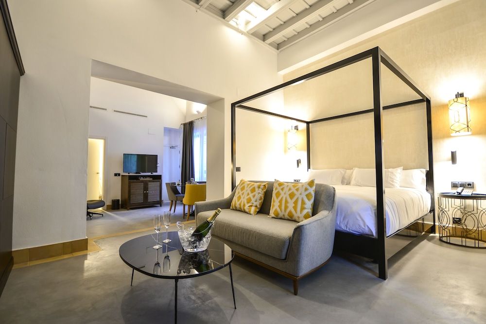 undefined Legado Alcázar Hotel 5