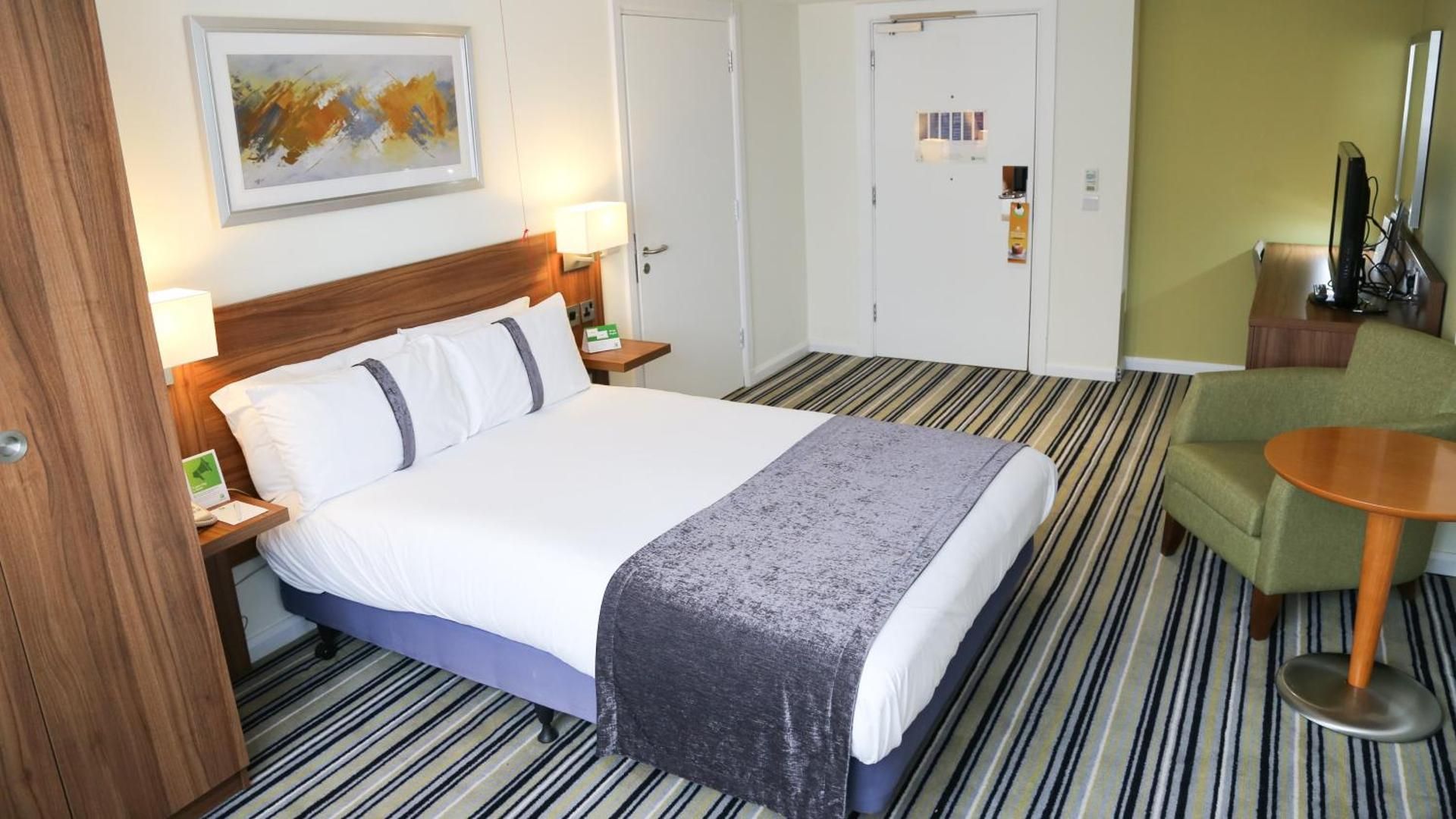 1 Double Bed Standard Accessible