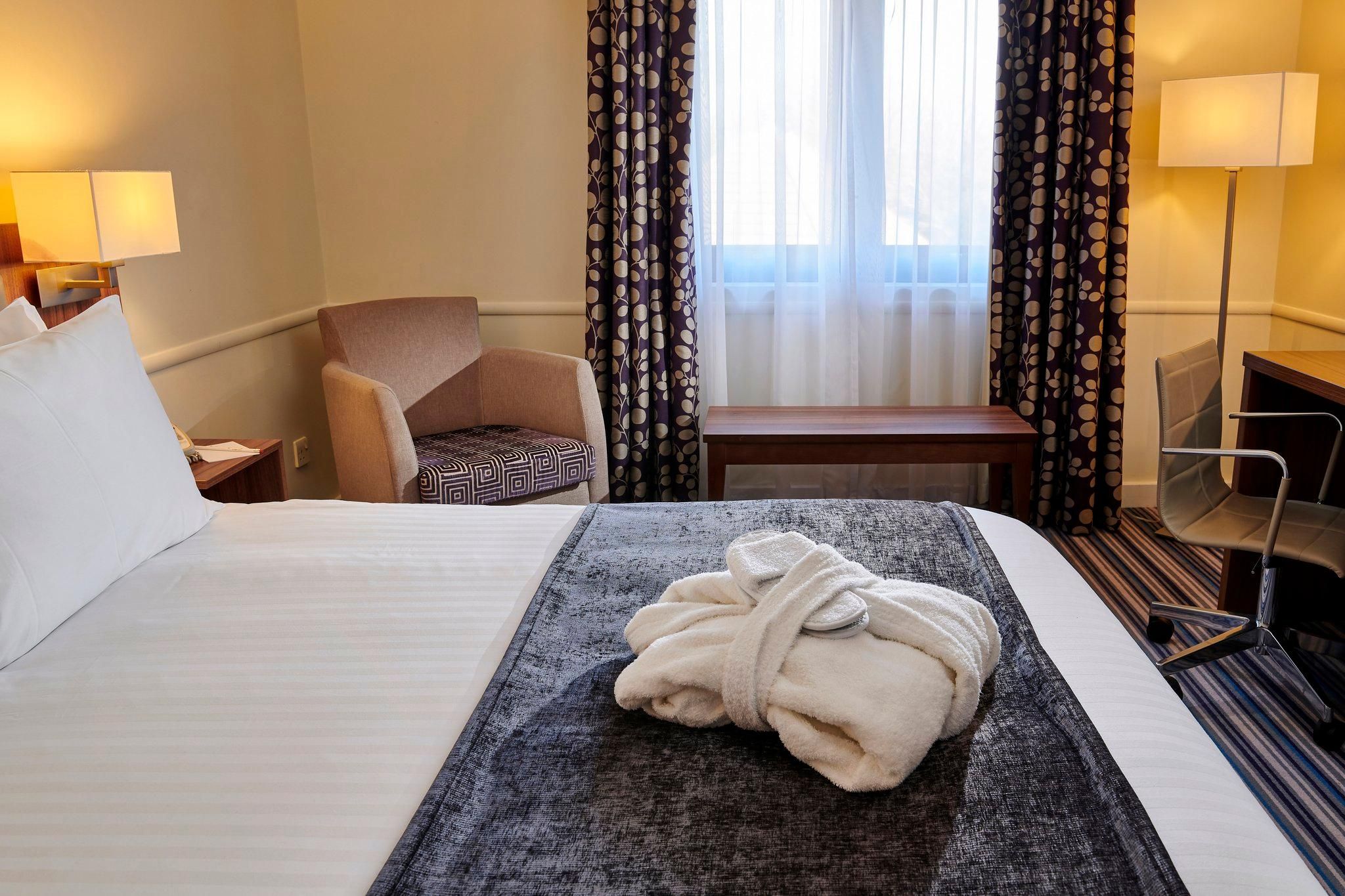 1 Super King Bed Standard