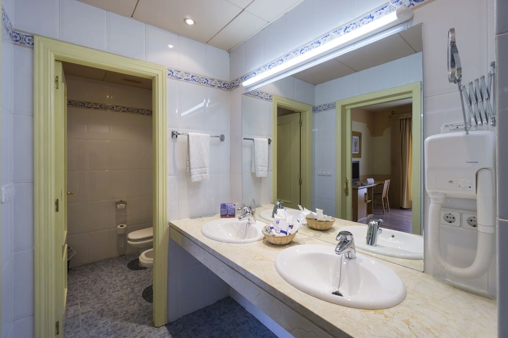 Fuente Las Piedras Junior Suite, 1 Queen Bed, Garden View 5