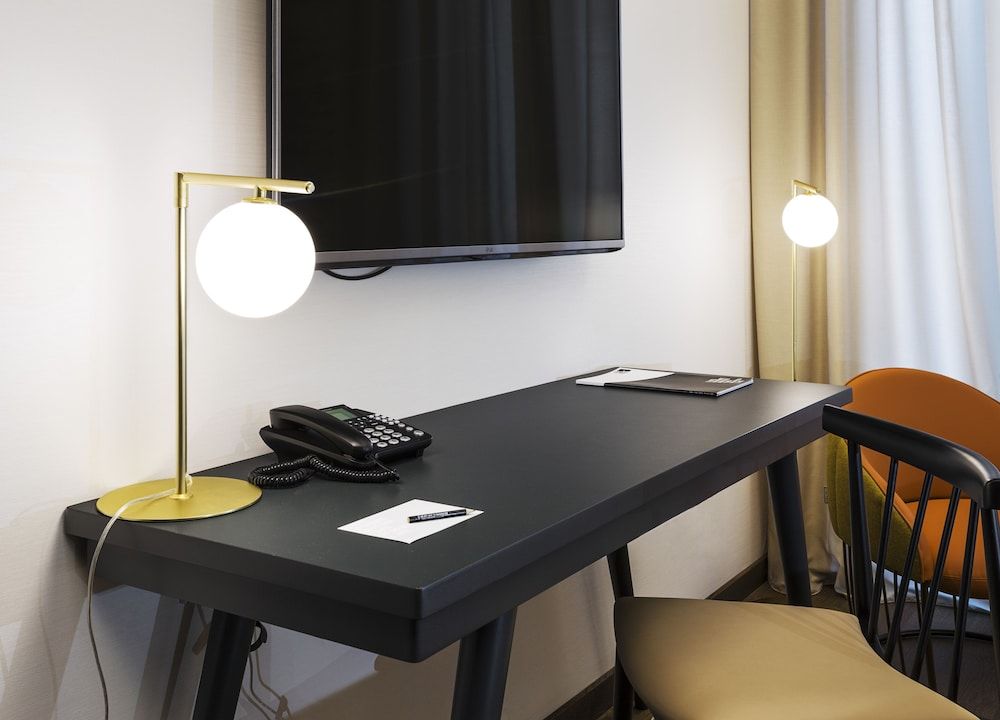 One Shot Mercat Standard Double or Twin Room 7