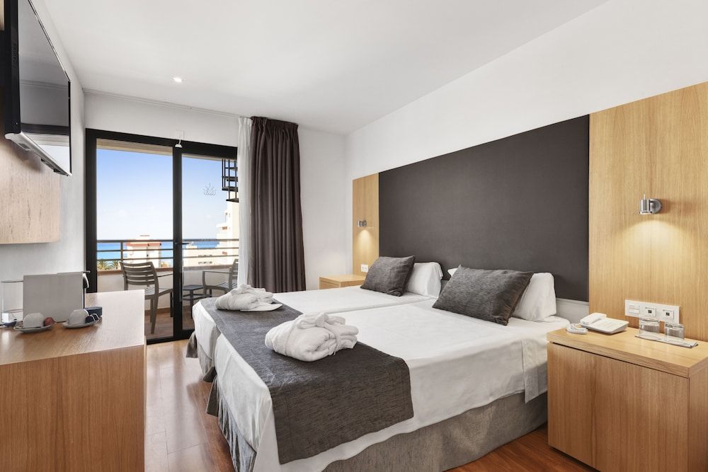 Superior Double Room, Jetted Tub, Sea View