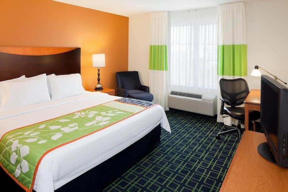 Studio Suite, 1 King Bed, Non Smoking