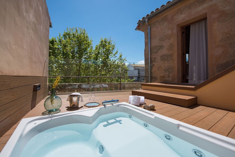 Hotel Central Maria Comfort Double or Twin Room (Splendit, 2 Adults) 7