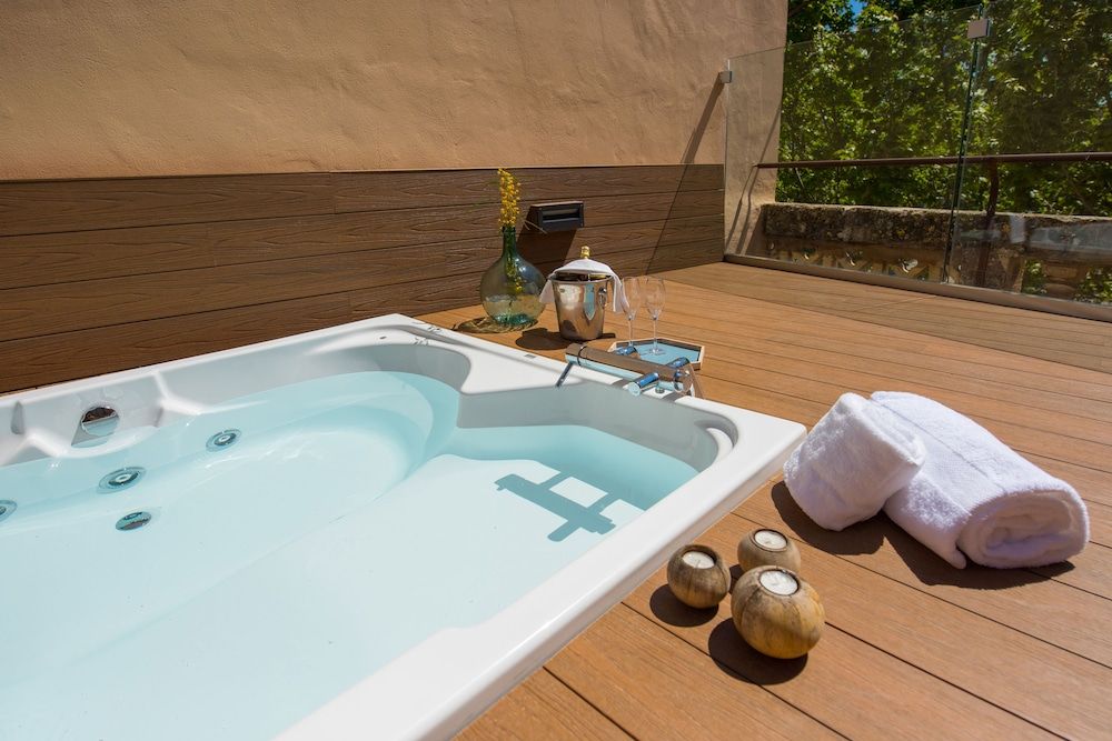 Hotel Central Maria Comfort Double or Twin Room (Splendit, 2 Adults) 6