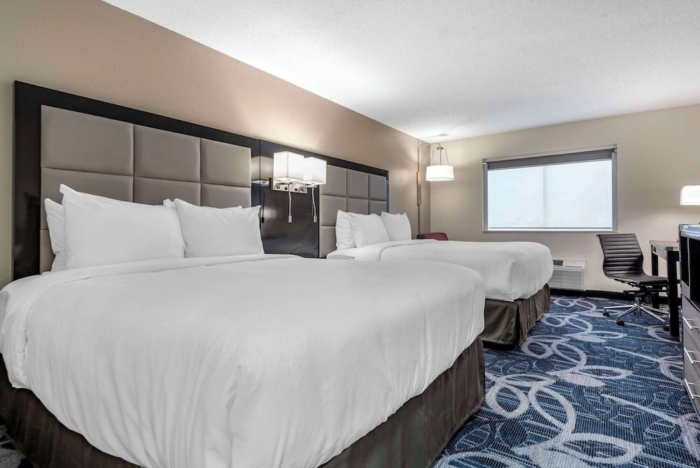 Standard Room, 2 Queen Beds, Non Smoking