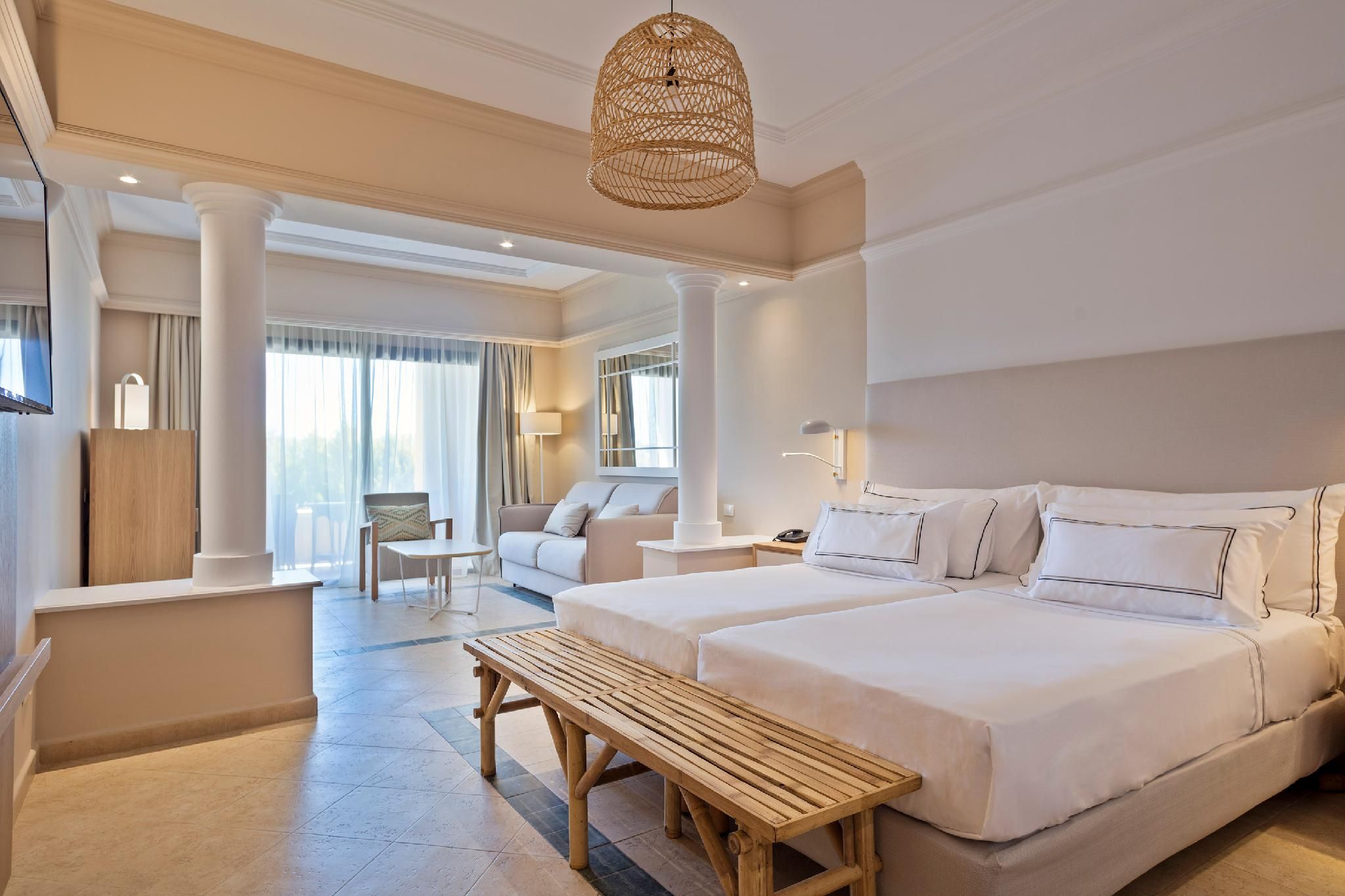 Premium Room